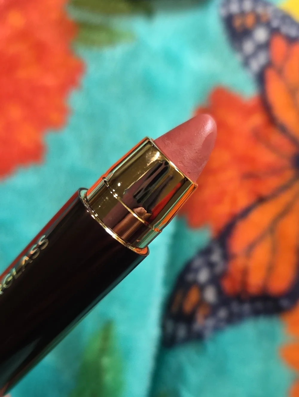 Hourglass Activist Lip Stylo Lip Crayon